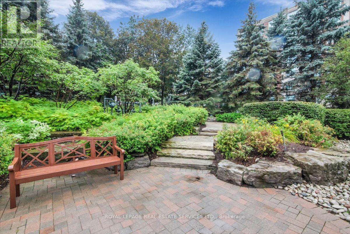 317 - 28 William Carson Crescent, Toronto, Ontario  M2P 2H1 - Photo 23 - C14085494