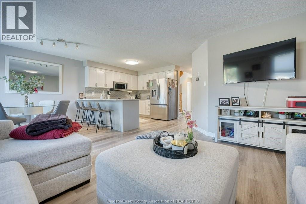 1589 Heatherglen Drive, Tecumseh, Ontario  N8N 5B5 - Photo 6 - 26025455