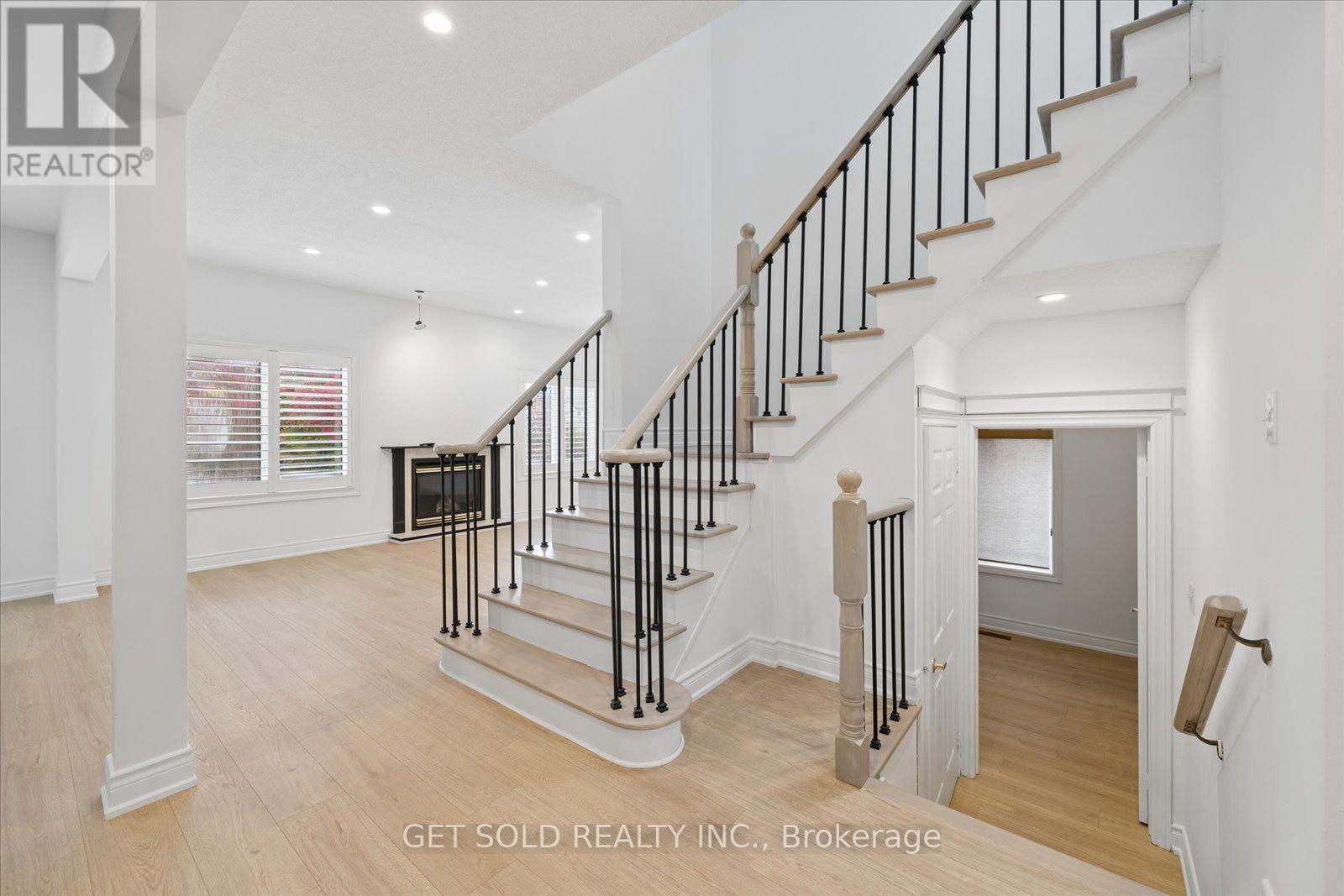5 Ravine Edge Drive, Richmond Hill, Ontario  L4E 4J2 - Photo 18 - N14085336