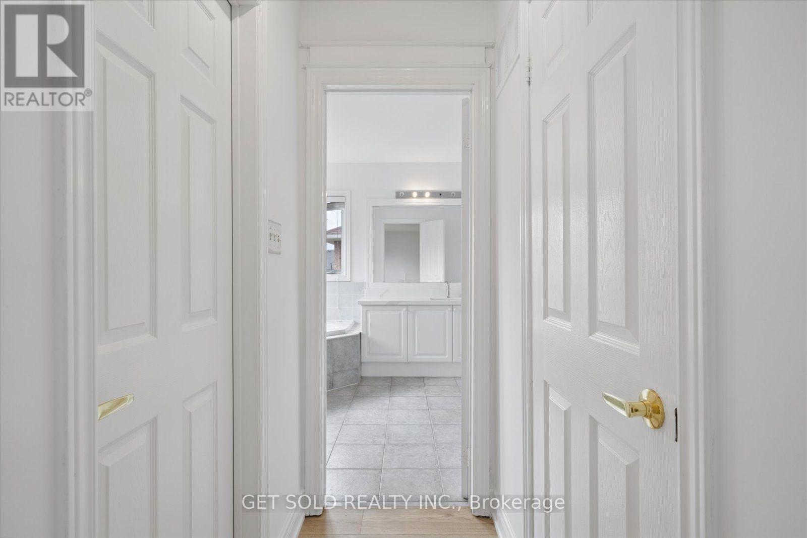 5 Ravine Edge Drive, Richmond Hill, Ontario  L4E 4J2 - Photo 28 - N14085336