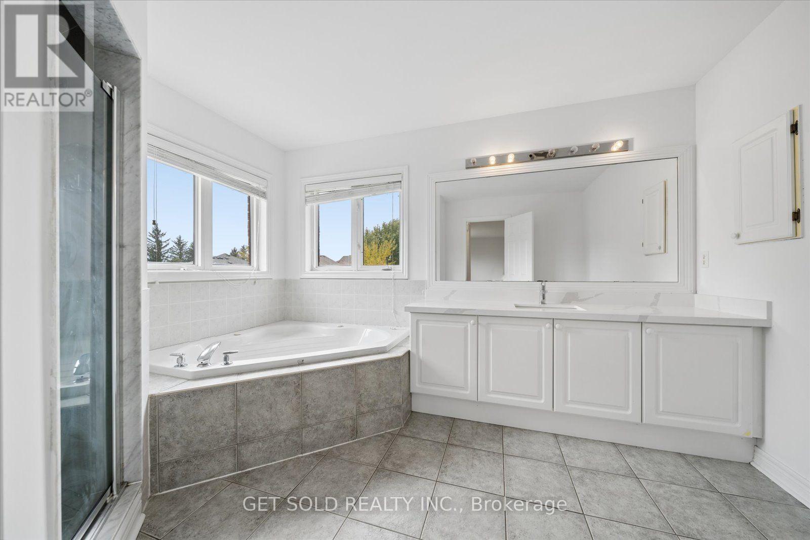 5 Ravine Edge Drive, Richmond Hill, Ontario  L4E 4J2 - Photo 29 - N14085336