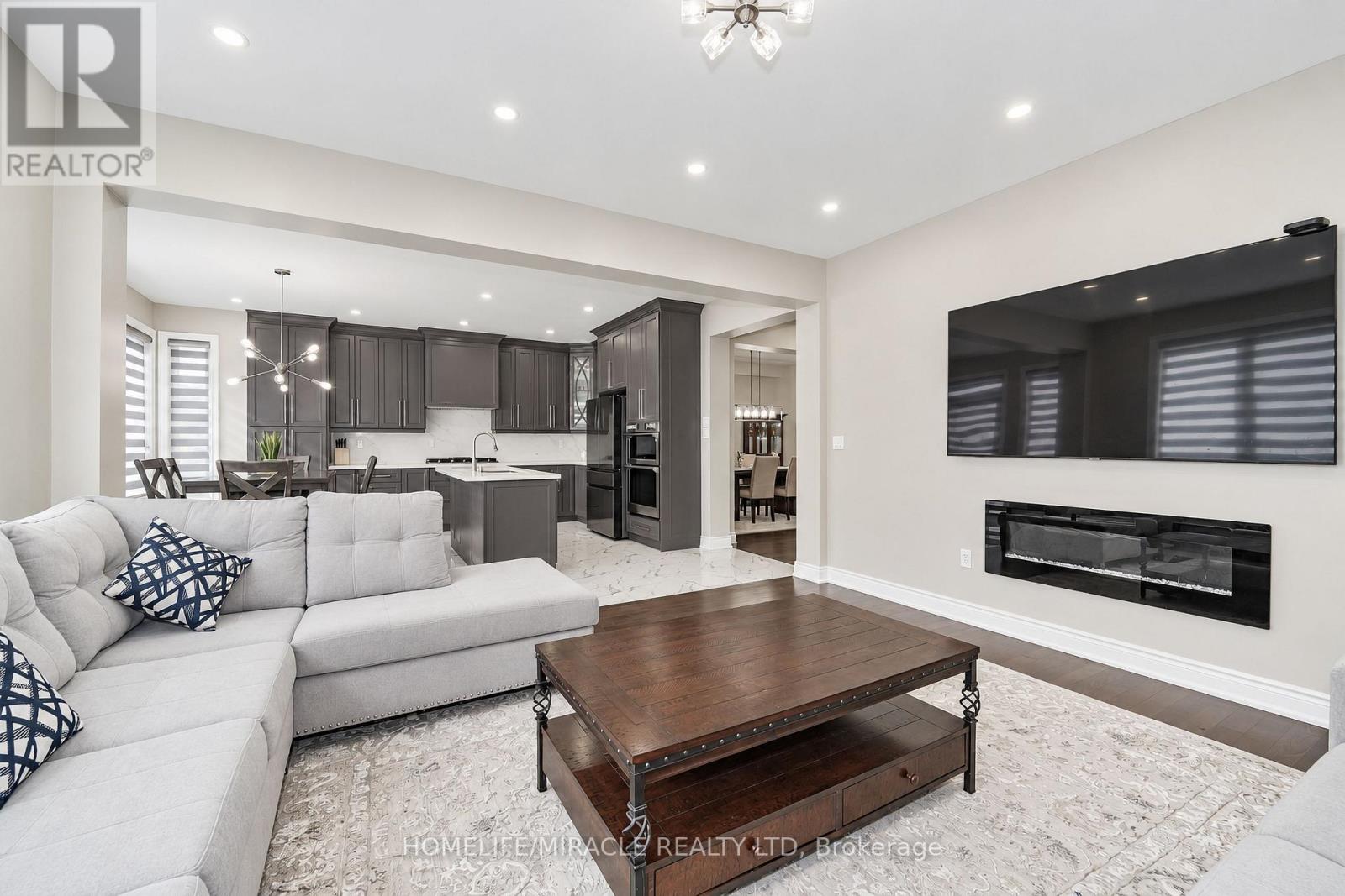 95 Scarlet Way, Bradford West Gwillimbury (Bradford), Ontario  L3Z 0T4 - Photo 13 - N14085412