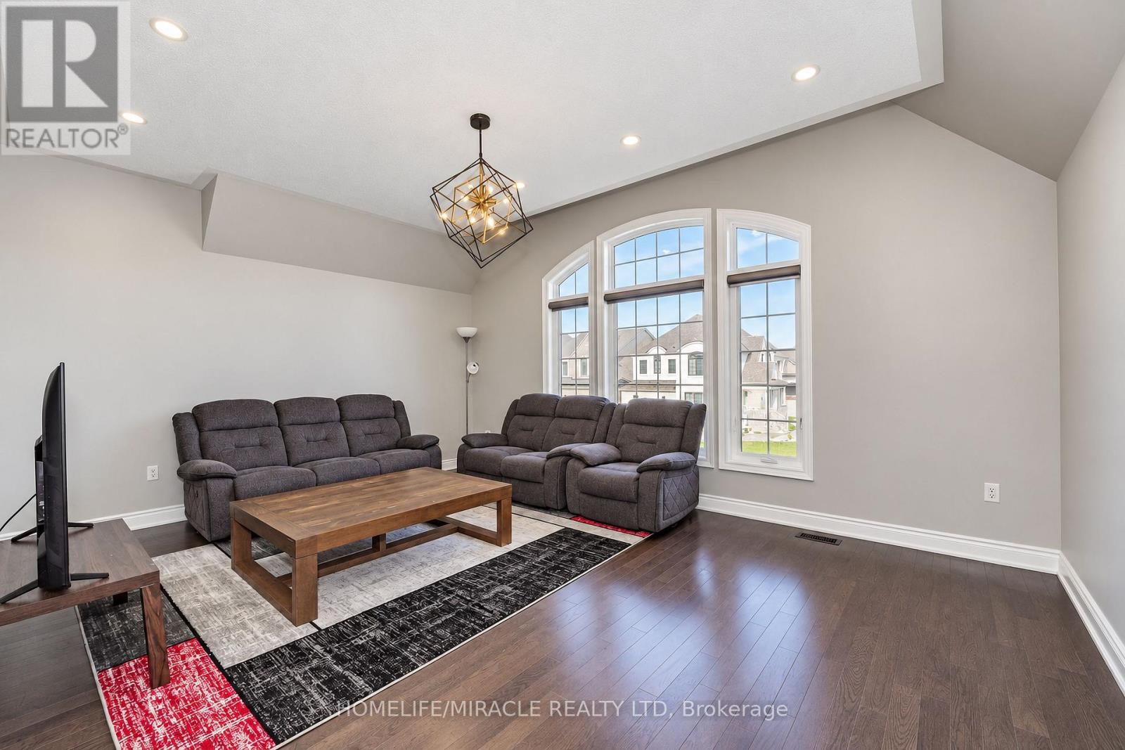 95 Scarlet Way, Bradford West Gwillimbury (Bradford), Ontario  L3Z 0T4 - Photo 34 - N14085412