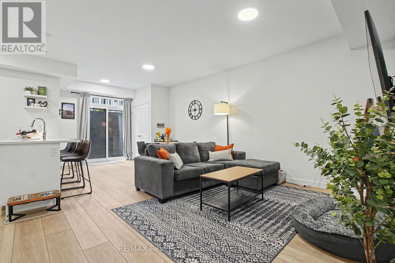 192 - 824 Woolwich Street, Guelph (Riverside Park), Ontario  N1H 0E1 - Photo 6 - X14085484