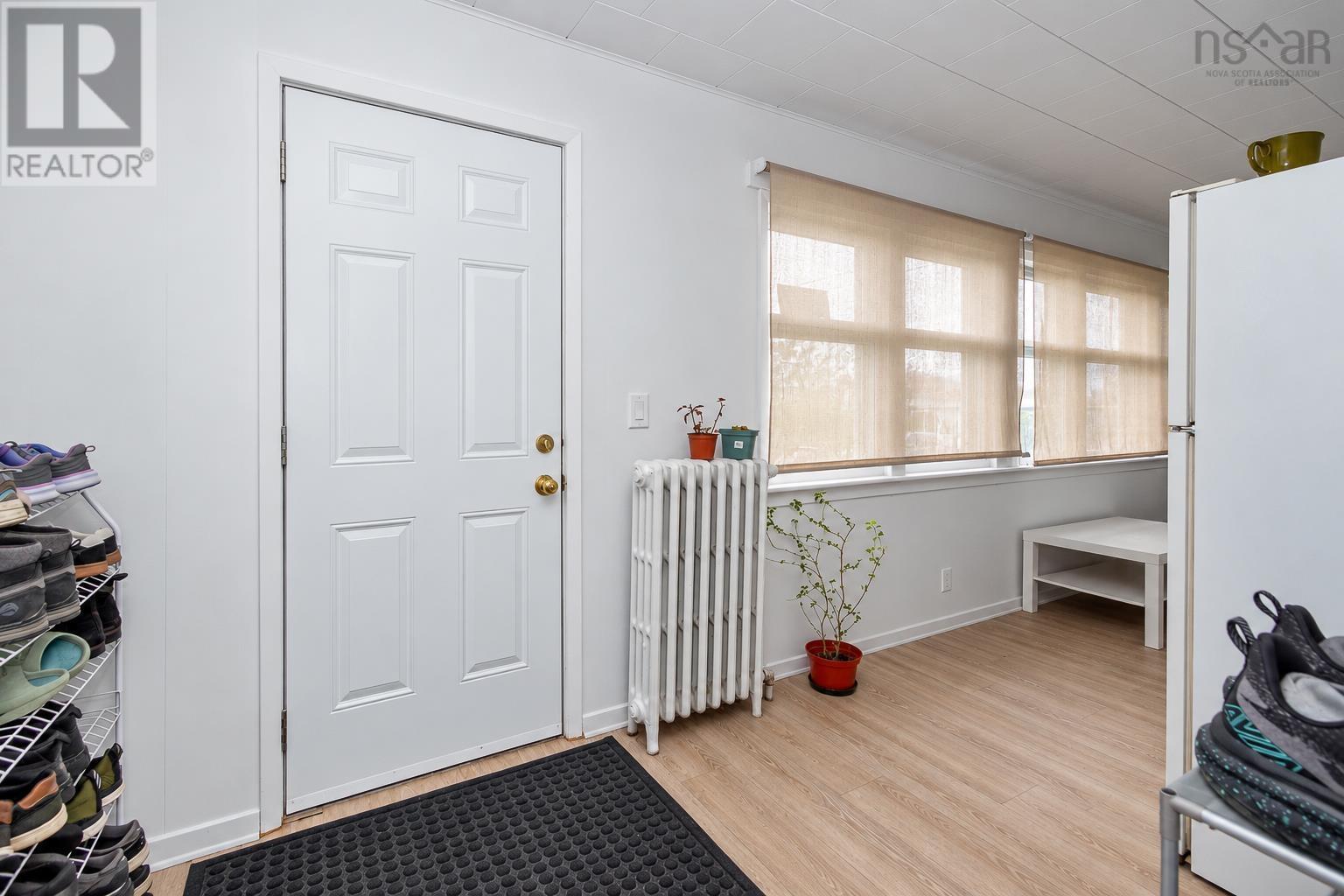 201 Vulcan Avenue, Sydney, Nova Scotia  B1P 5X1 - Photo 9 - 202625980