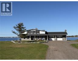 4595 Route 113, Haut-Lamèque, New Brunswick