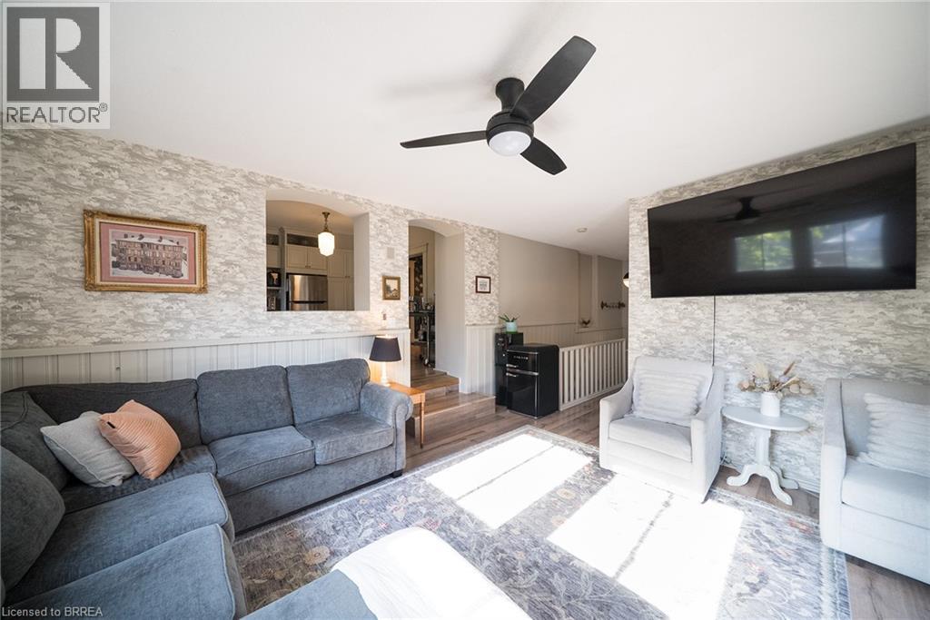 75 Walnut Street, Paris, Ontario  N3L 2J5 - Photo 19 - 40871030