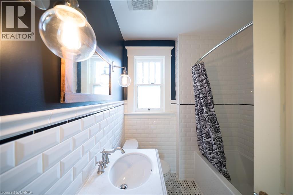75 Walnut Street, Paris, Ontario  N3L 2J5 - Photo 29 - 40871030