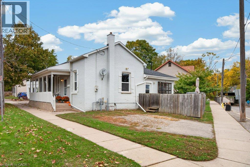 147 Pearl Street, Brantford, Ontario  N3T 3P5 - Photo 3 - 40865661