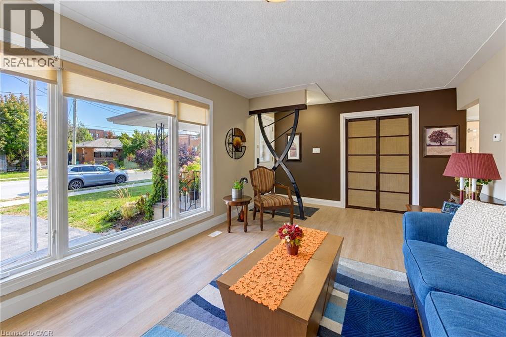 87 Bond Street, Kitchener, Ontario  N2H 4S4 - Photo 8 - 40868749