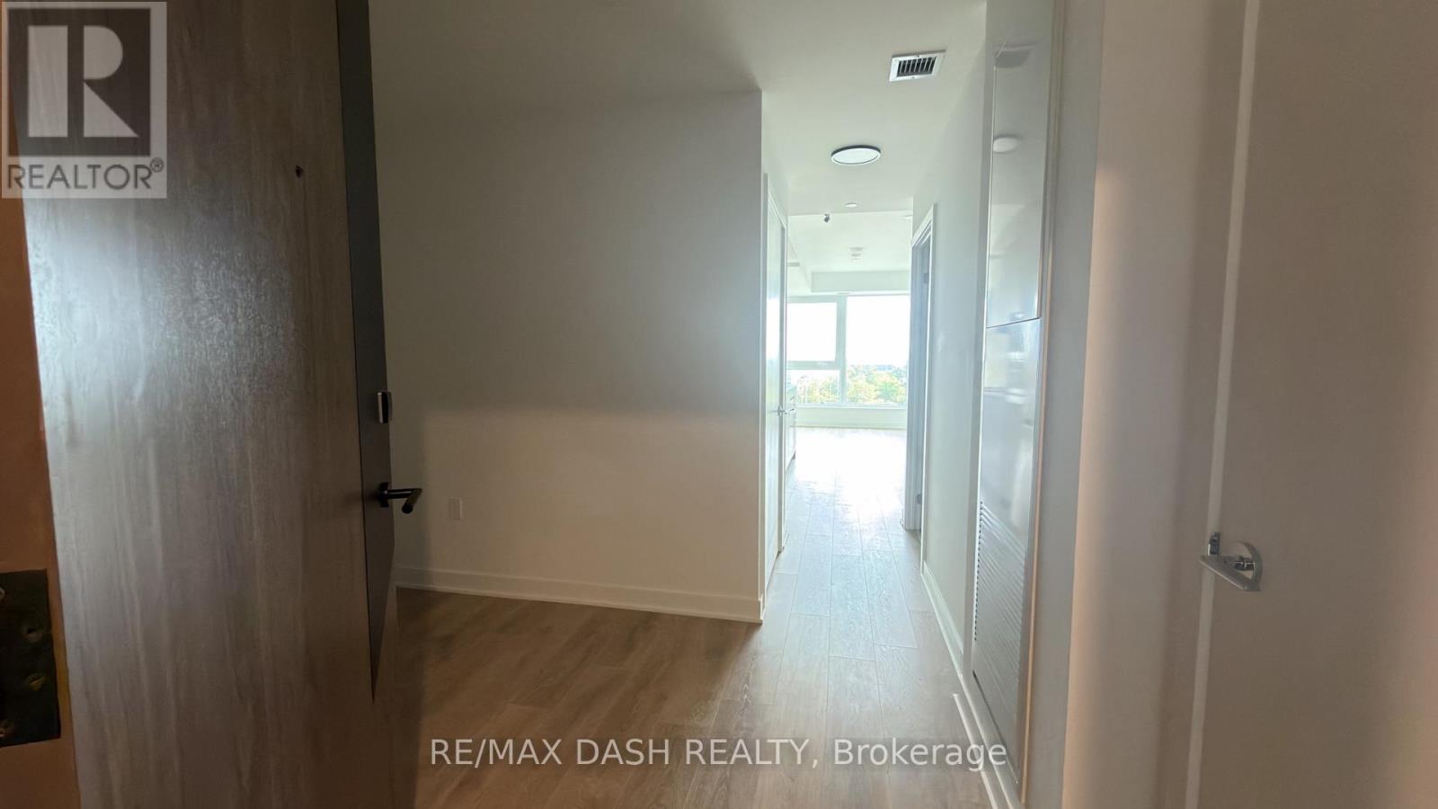 411 - 1037 The Queensway Avenue, Toronto (Islington-City Centre West), Ontario  M8Z 0H5 - Photo 5 - W14085480