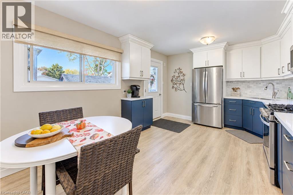 87 Bond Street, Kitchener, Ontario  N2H 4S4 - Photo 10 - 40869901