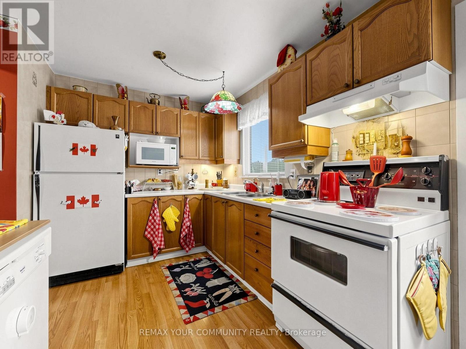 12 Jacques Lane, Ajax, Ontario  L1S 3L4 - Photo 12 - E13848584