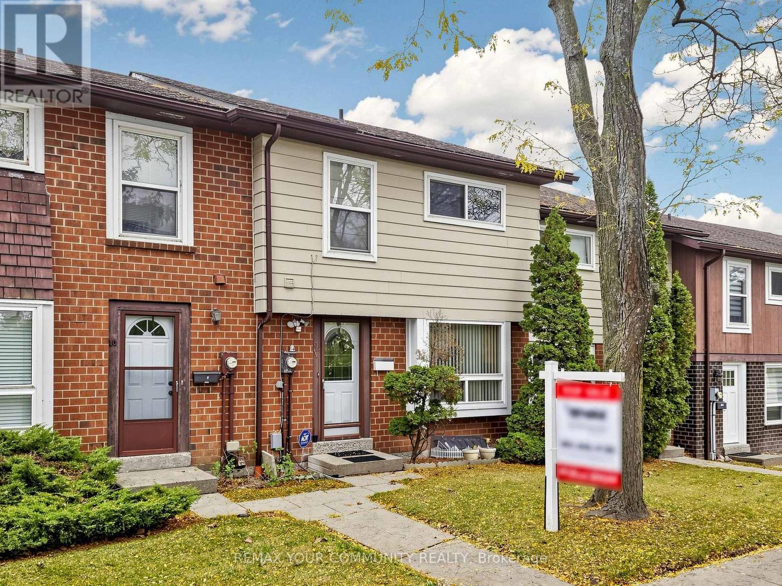 12 JACQUES LANE, Ajax, Ontario