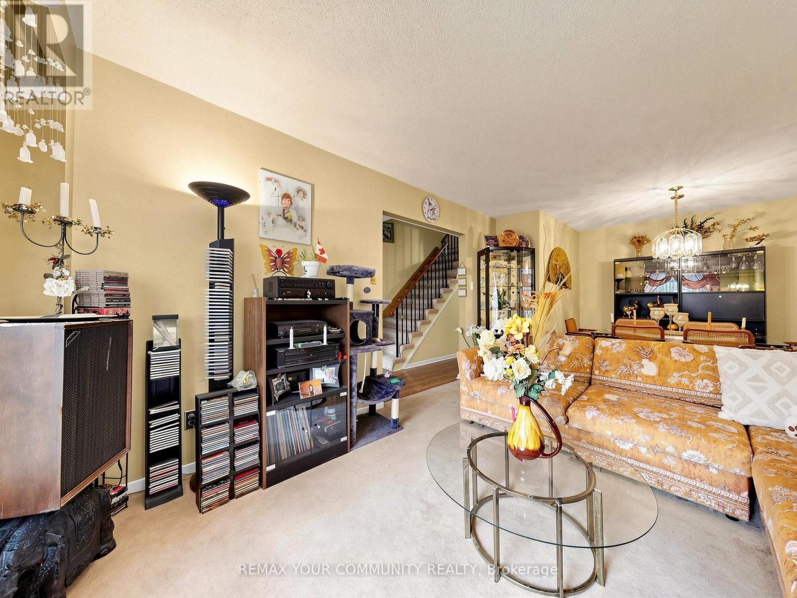 12 Jacques Lane, Ajax, Ontario  L1S 3L4 - Photo 6 - E13848584