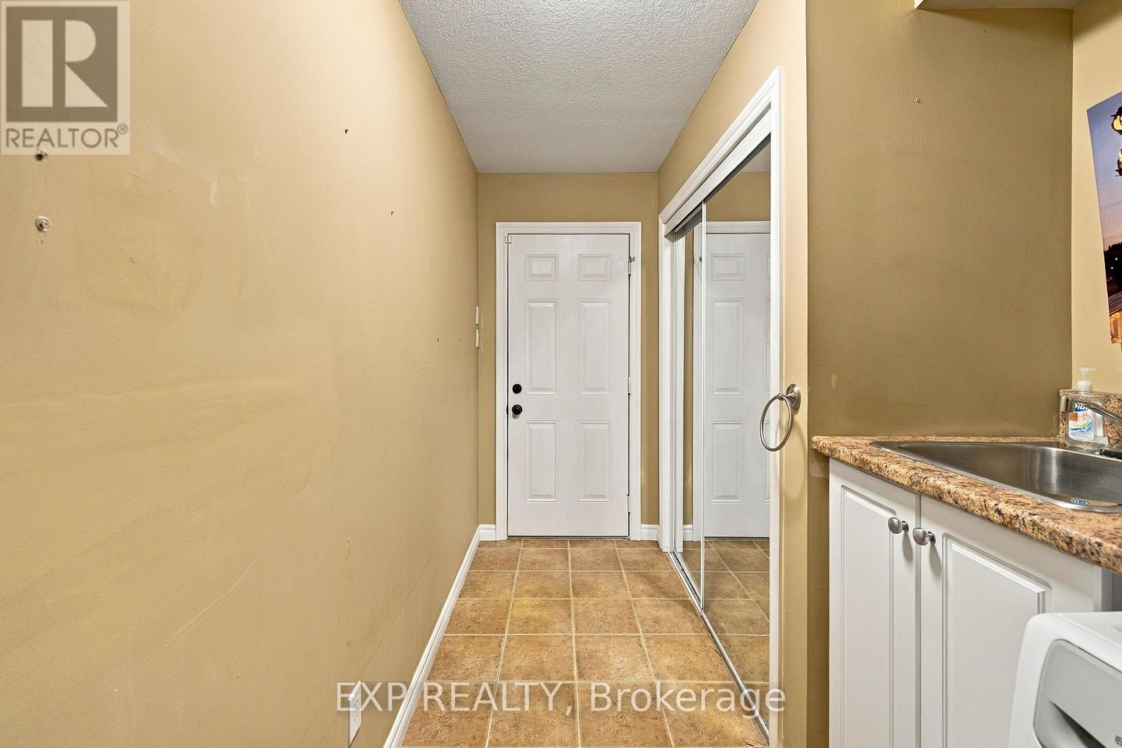697 Rhine Fall Drive, Waterloo, Ontario  N2V 2V5 - Photo 40 - X14085350
