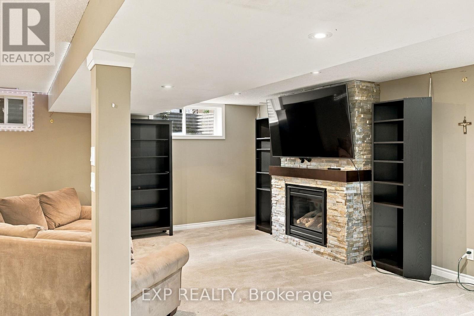 697 Rhine Fall Drive, Waterloo, Ontario  N2V 2V5 - Photo 8 - X14085350