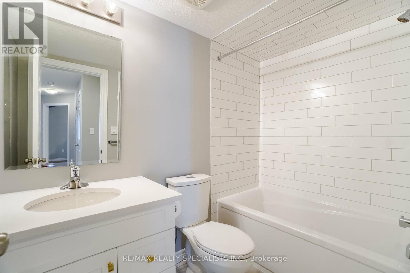 120 Wheat Lane, Kitchener, Ontario  N2R 0R4 - Photo 9 - X14085422