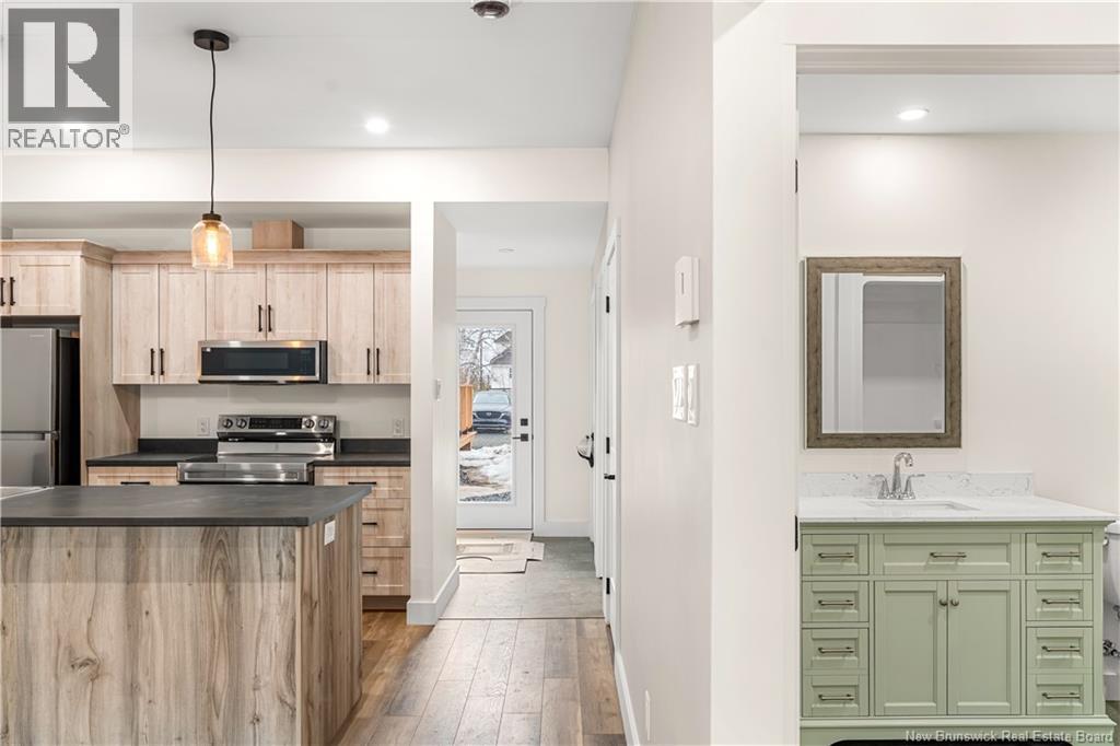 1200 Golden Park Crescent Unit# 4, Bathurst, New Brunswick  E2A 1N3 - Photo 12 - NB149781