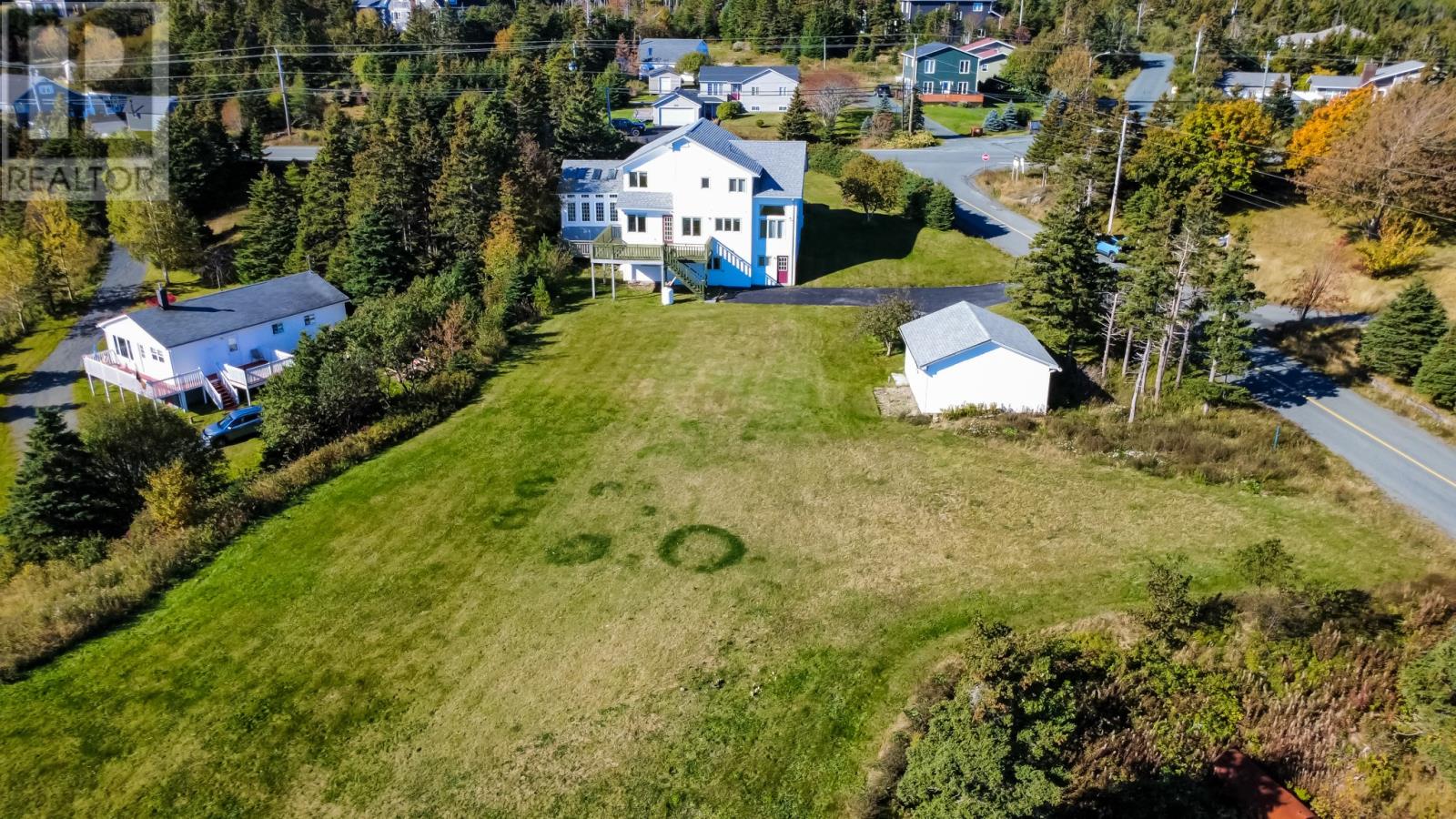 1696 Torbay Road, Torbay — photo 43