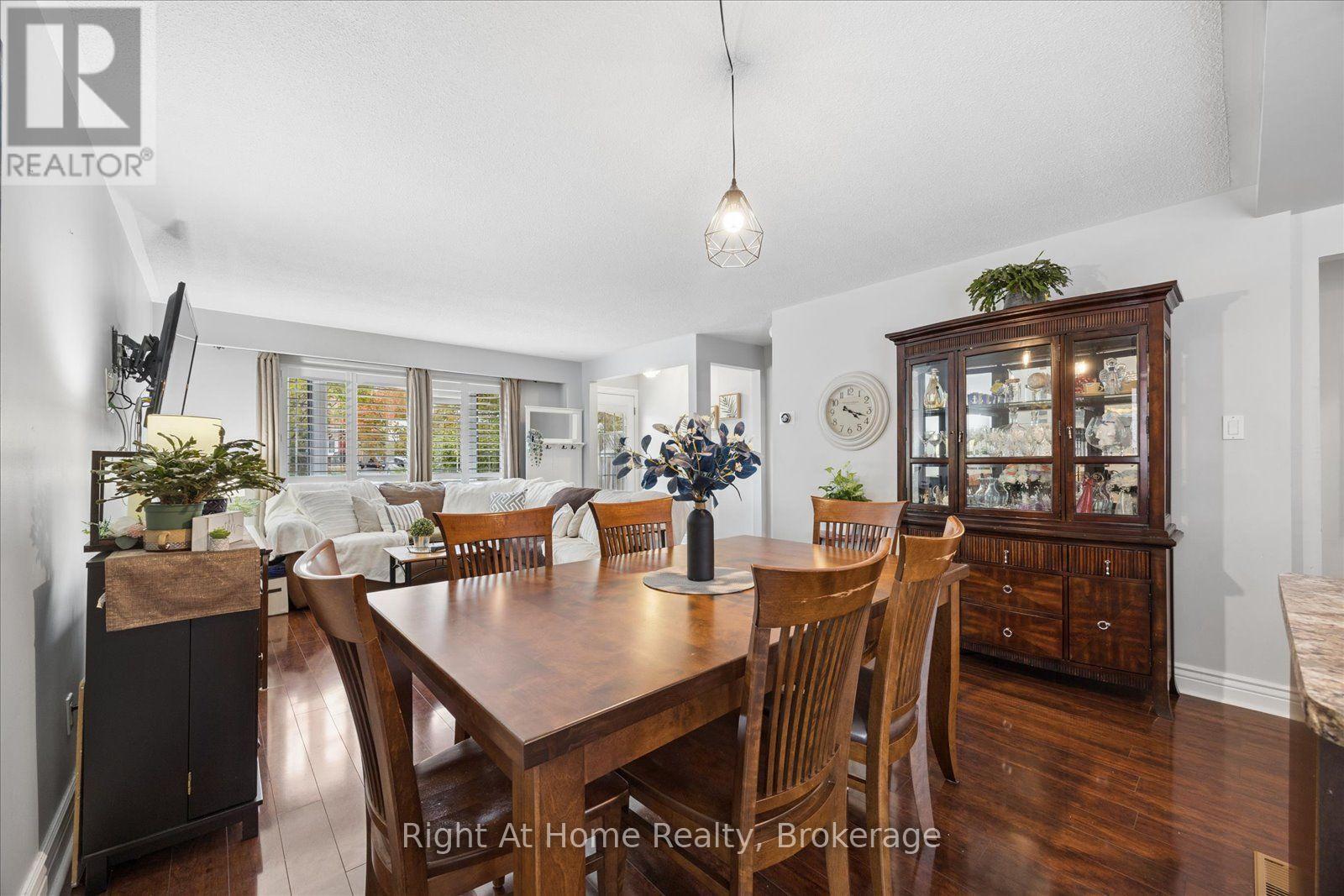 1145 Valley Court, Oshawa, Ontario  L1J 3M4 - Photo 11 - E14085506