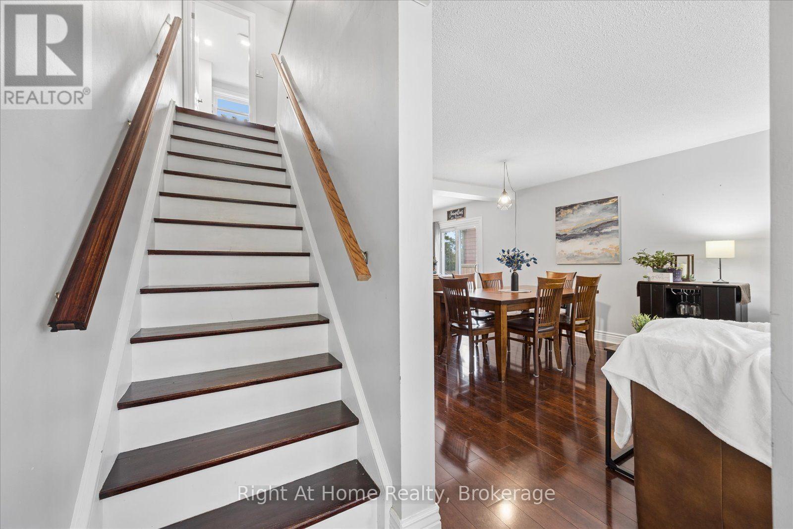 1145 Valley Court, Oshawa, Ontario  L1J 3M4 - Photo 19 - E14085506