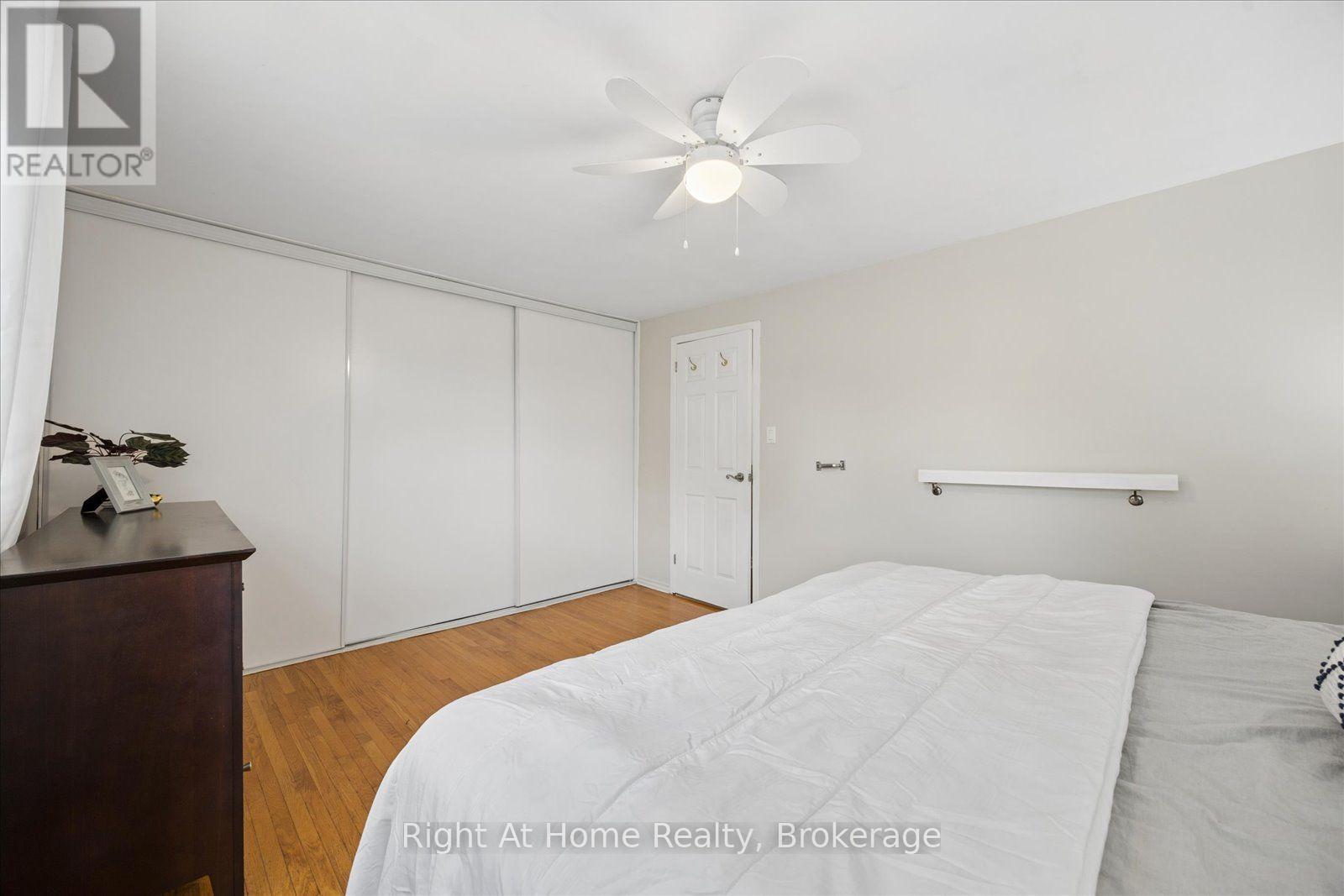 1145 Valley Court, Oshawa, Ontario  L1J 3M4 - Photo 21 - E14085506