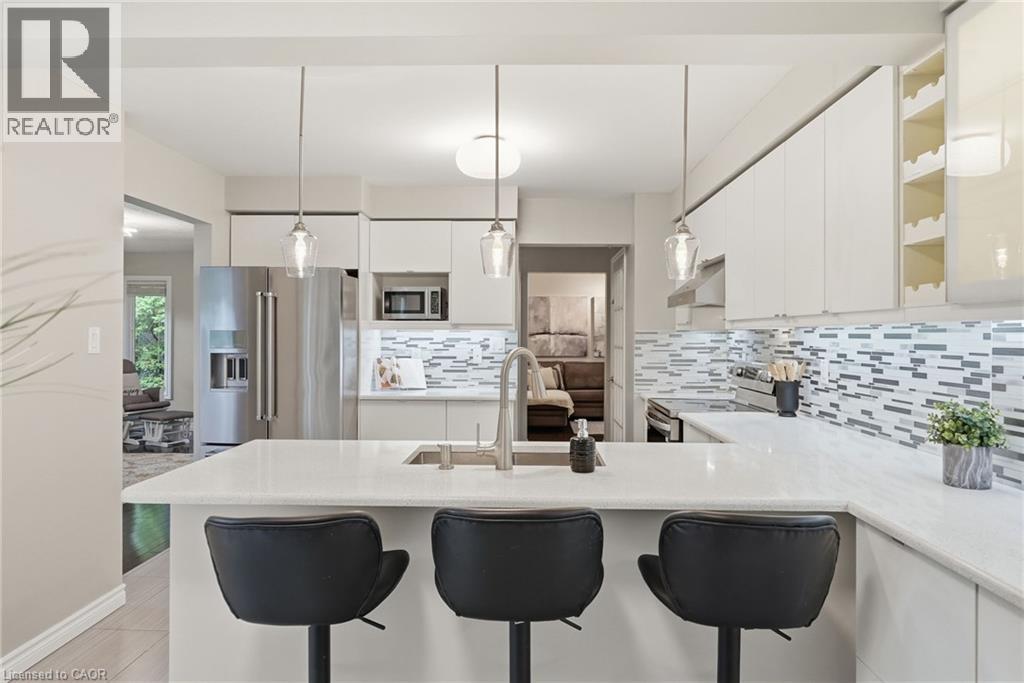 1 Fenton Drive, Waterdown, Ontario  L8B 0C8 - Photo 14 - 40863894
