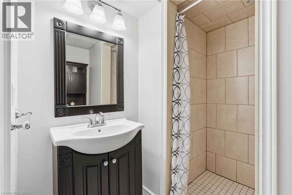 1 Fenton Drive, Waterdown, Ontario  L8B 0C8 - Photo 43 - 40863894