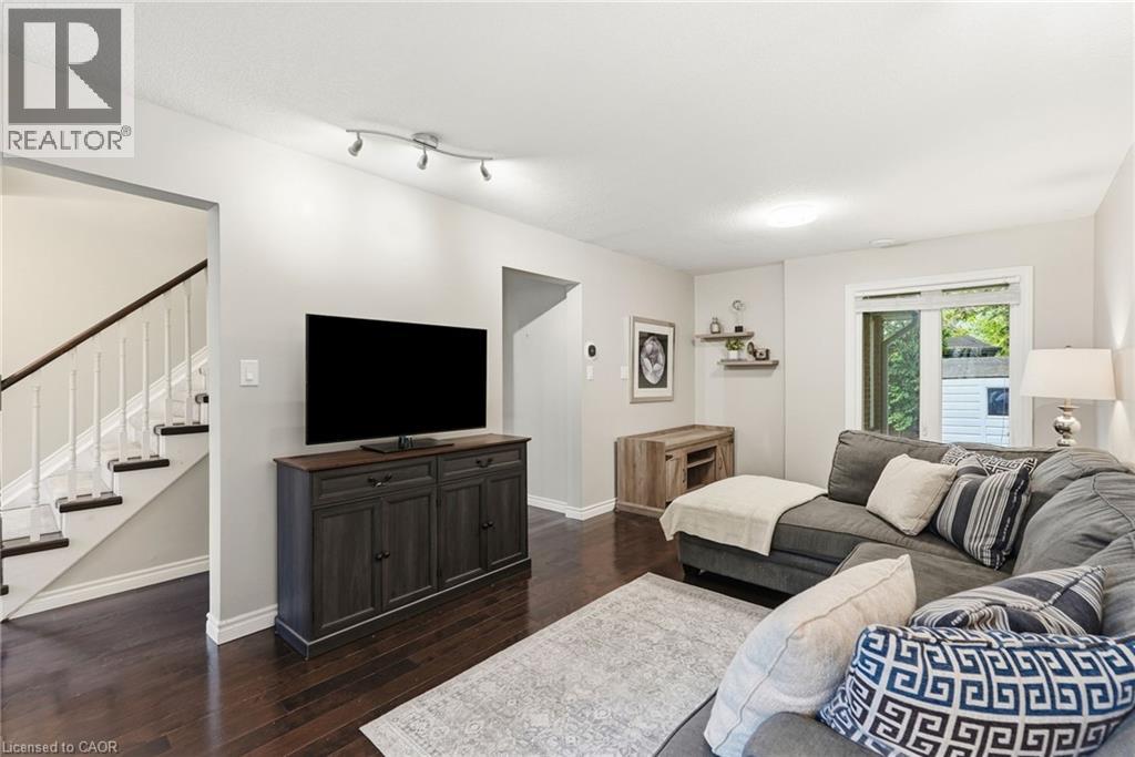 1 Fenton Drive, Waterdown, Ontario  L8B 0C8 - Photo 8 - 40863894