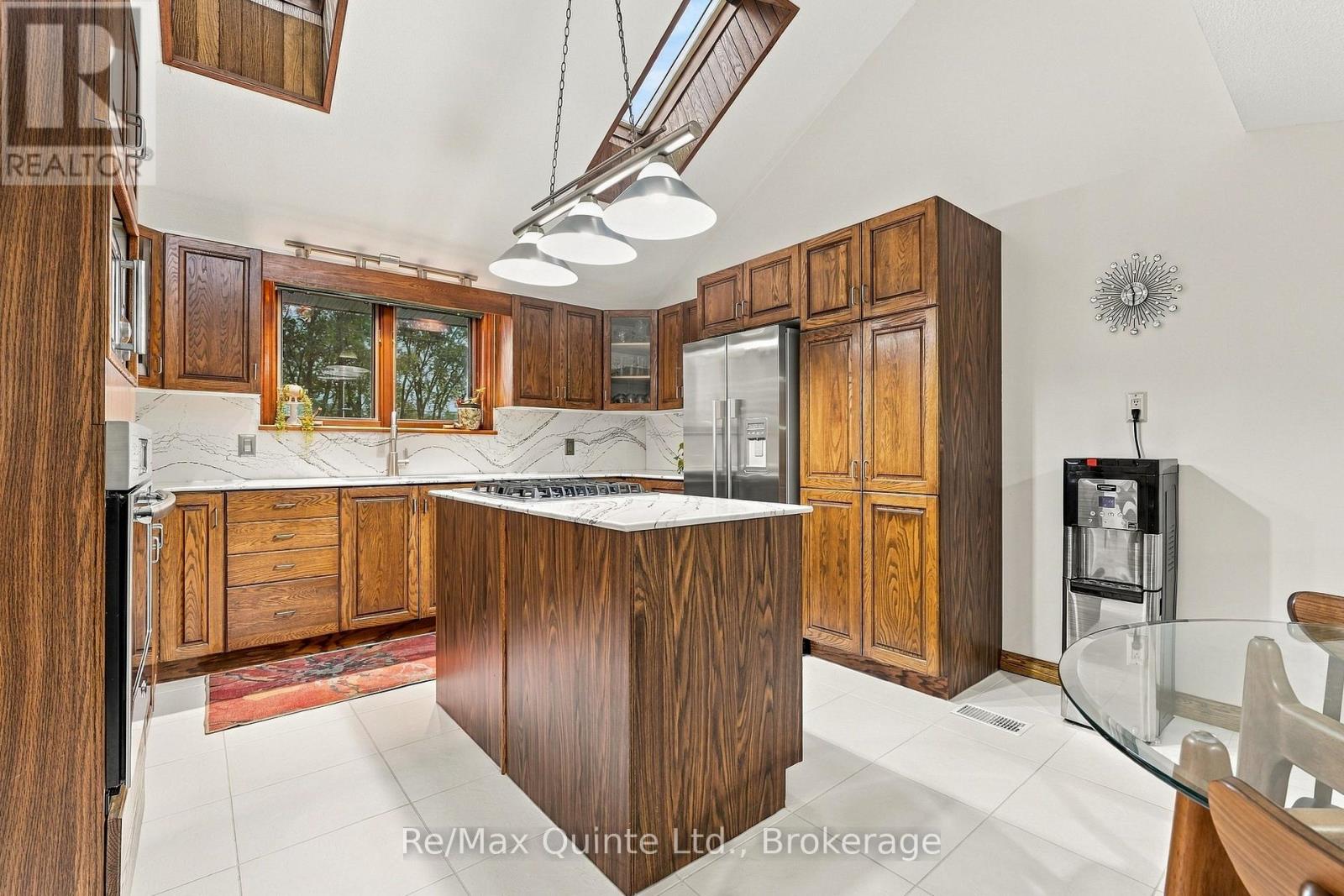40 Wallbridge Circle, Prince Edward County, Ontario  K8N 4Z7 - Photo 13 - X14085572