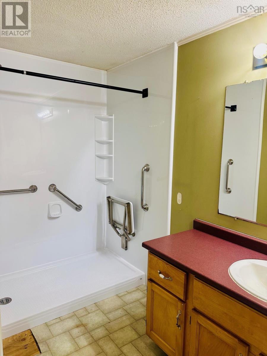 97 Brian Street, East Preston, Nova Scotia  B2Z 1H3 - Photo 17 - 202624817