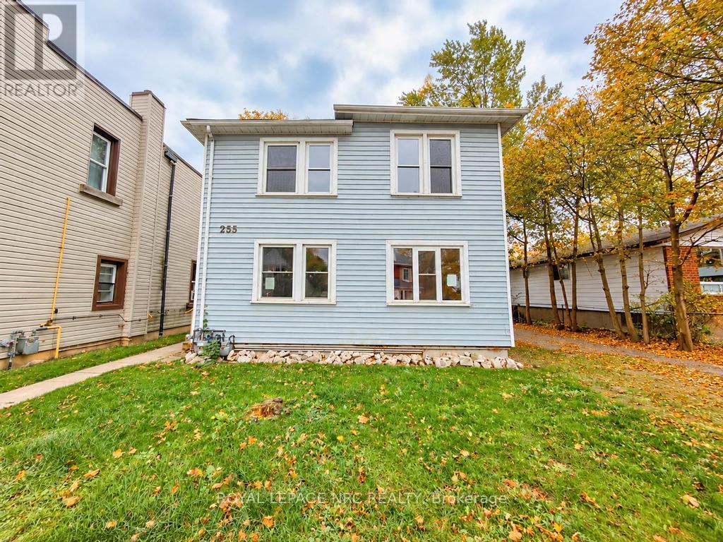 255 Jarvis Street, Fort Erie, Ontario  L2A 2S7 - Photo 2 - X14085676