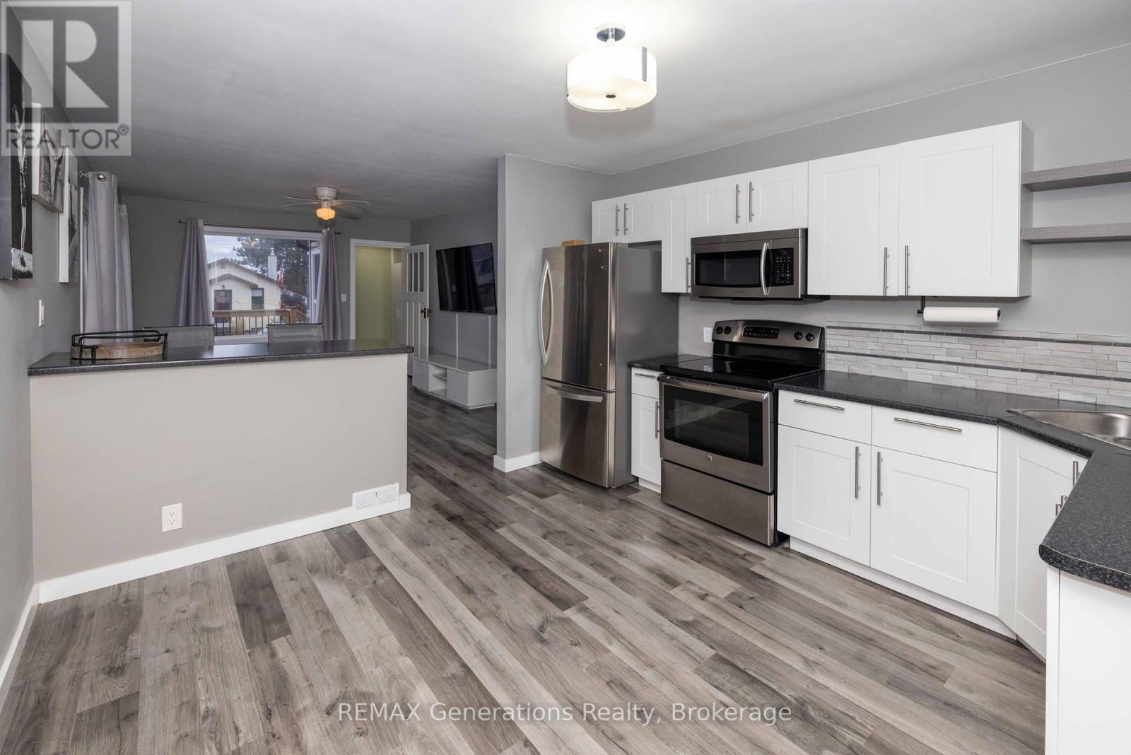 356 Elliott Street, Thunder Bay, Ontario  P7A 1N2 - Photo 5 - X14085654