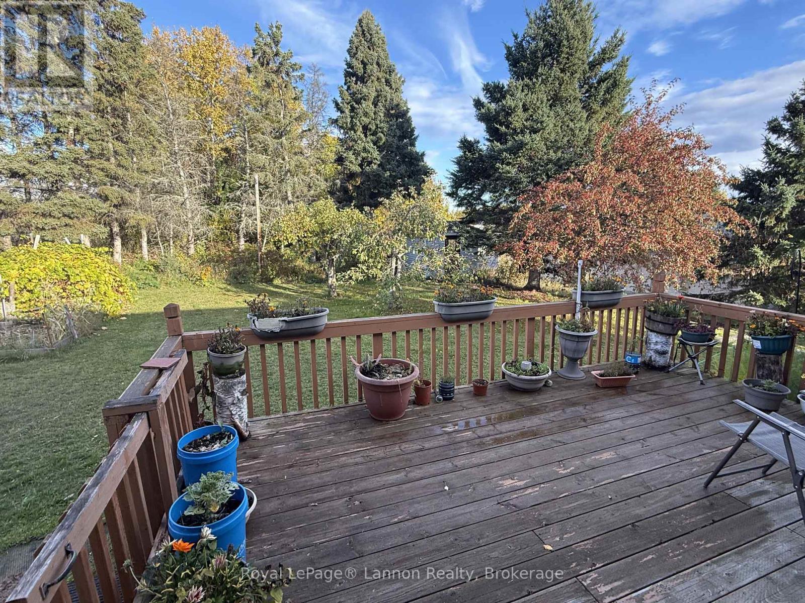 24 First Avenue, Sioux Lookout, Ontario  P8T 1E8 - Photo 10 - X14085796