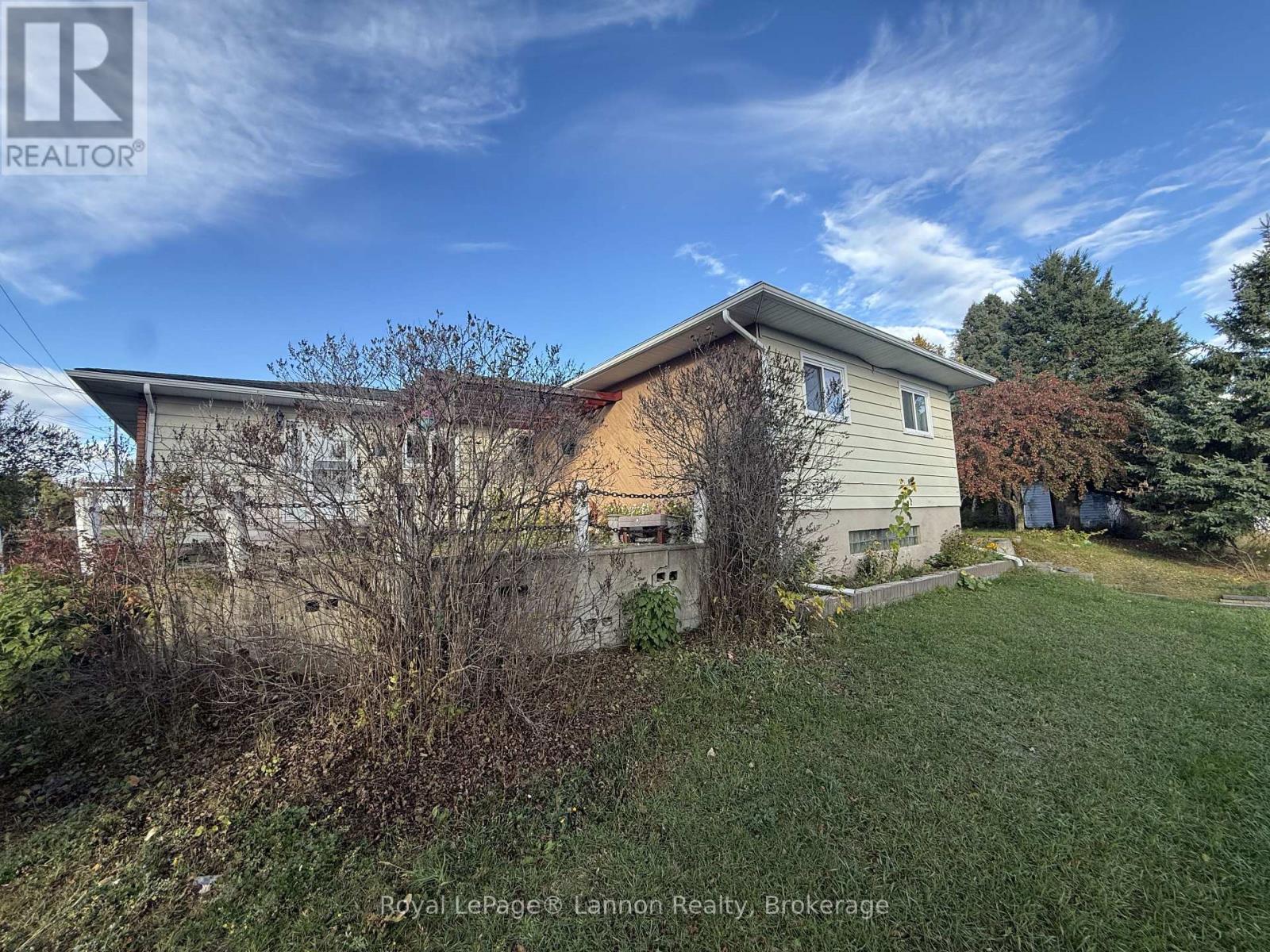 24 First Avenue, Sioux Lookout, Ontario  P8T 1E8 - Photo 4 - X14085796