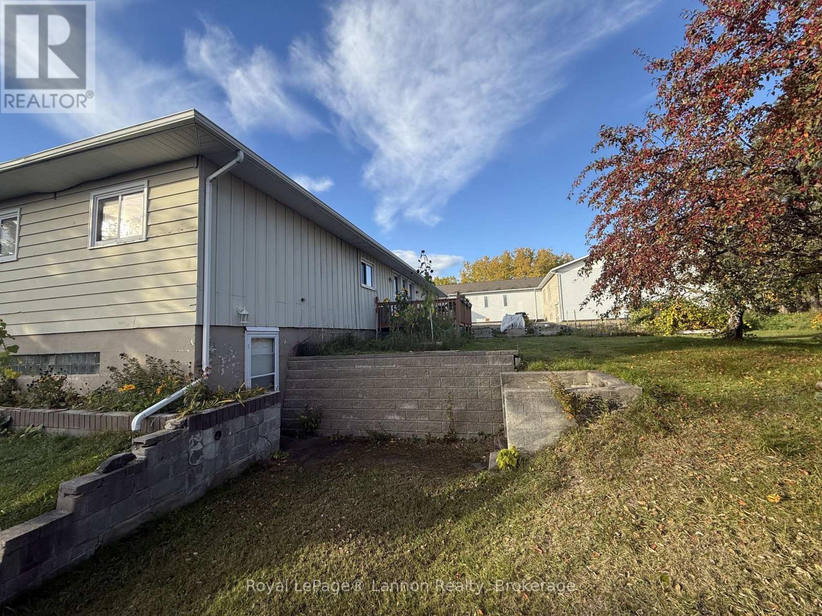 24 First Avenue, Sioux Lookout, Ontario  P8T 1E8 - Photo 5 - X14085796