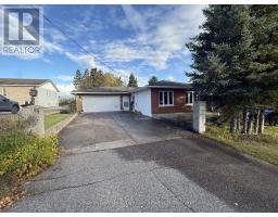 24 FIRST AVENUE, Sioux Lookout, Ontario