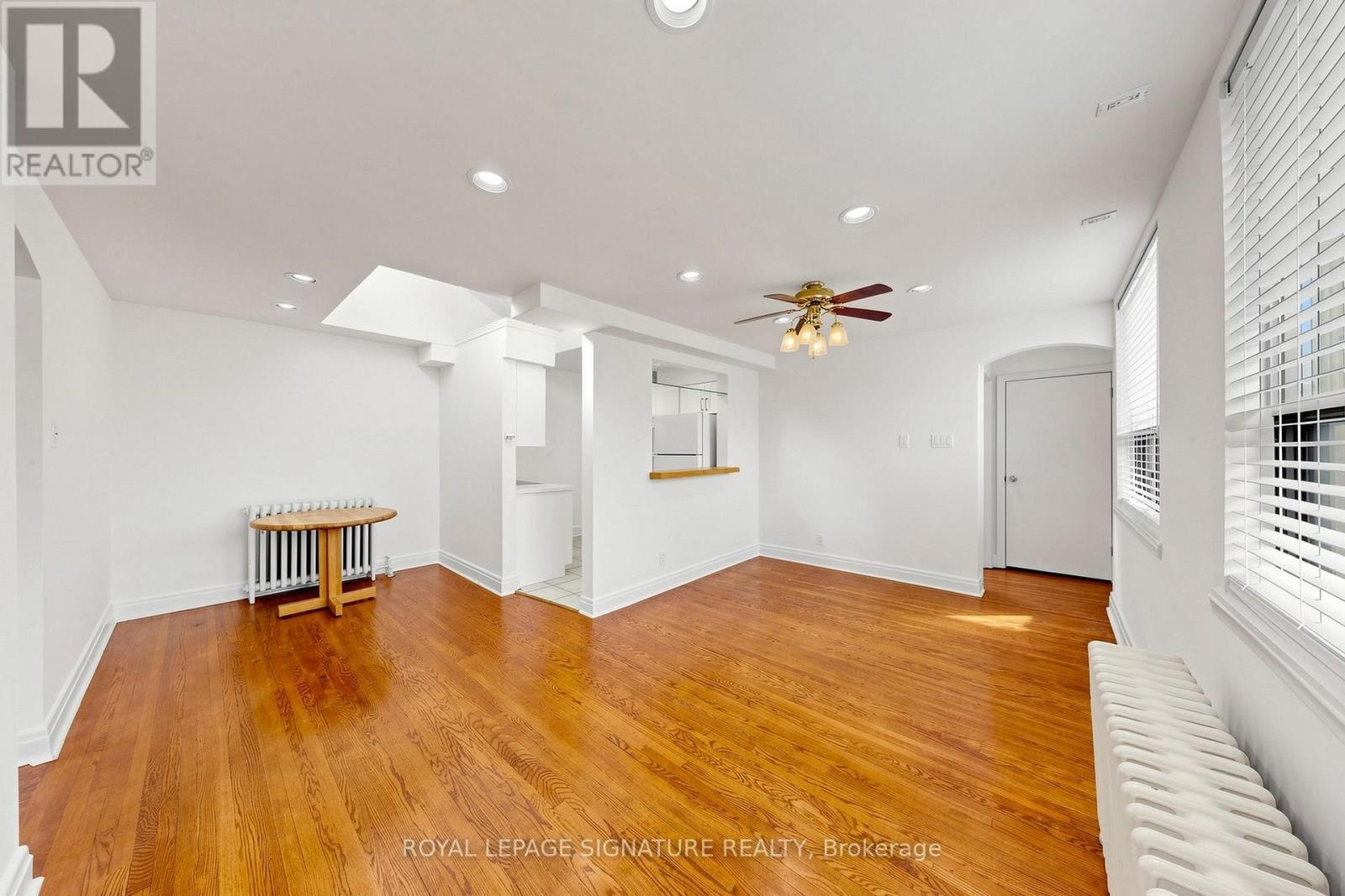 2 - 461 EGLINTON AVENUE E, Toronto, Ontario