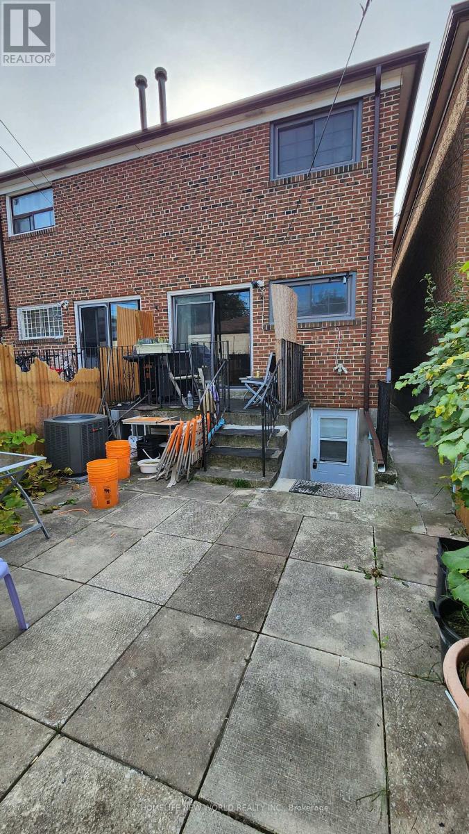 146 Wolseley Street, Toronto, Ontario  M6J 3R4 - Photo 5 - C14085806