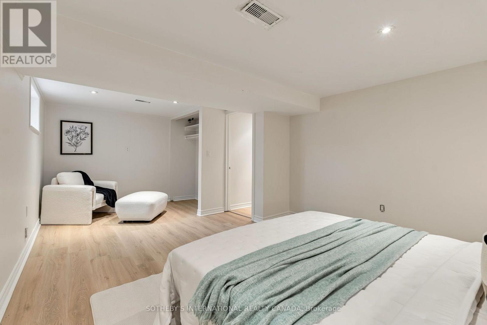122 Brentcliffe Road, Toronto, Ontario  M4G 3Y9 - Photo 39 - C14085842