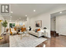 122 BRENTCLIFFE ROAD, Toronto, Ontario