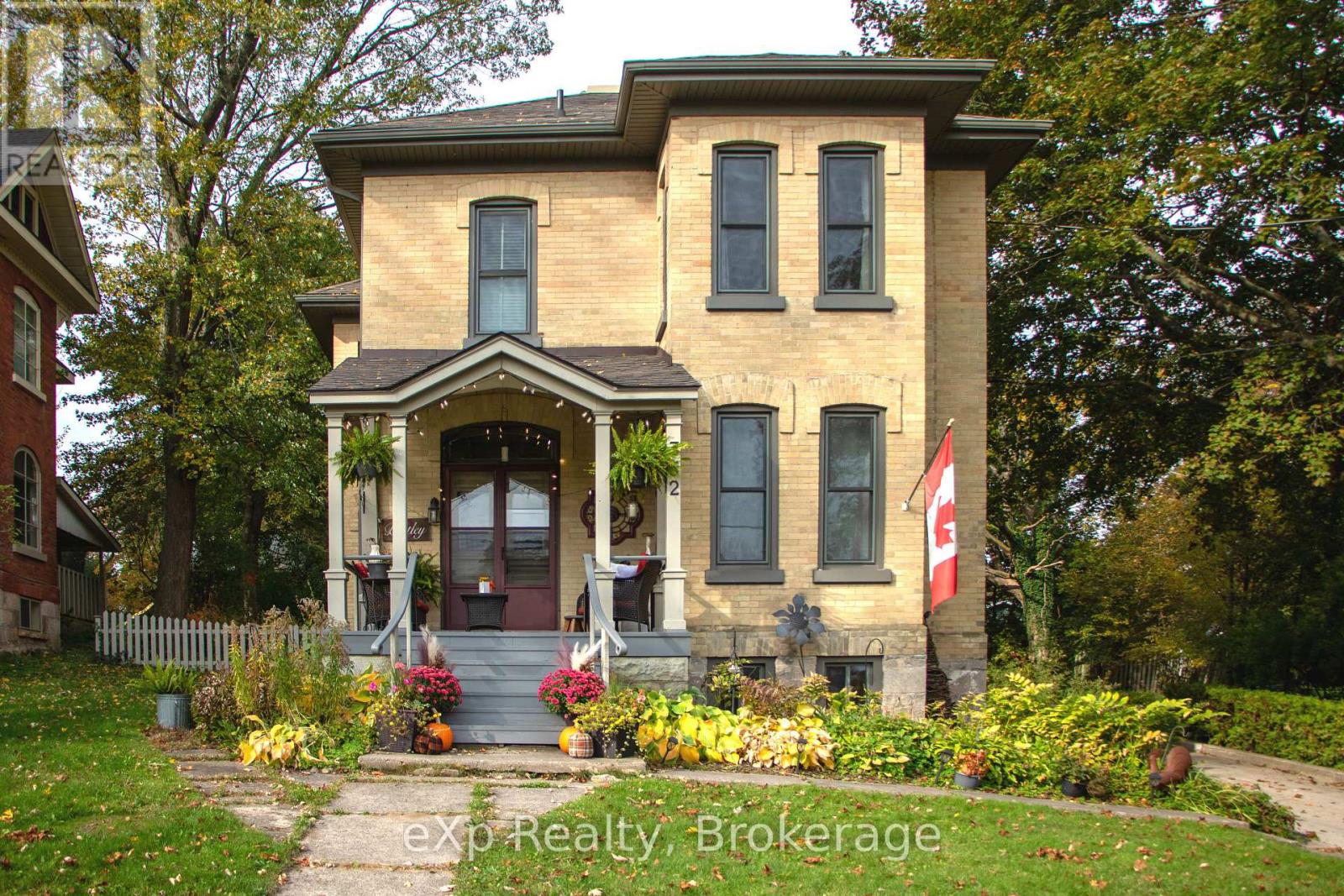 352 Berford Street, South Bruce Peninsula, Ontario  N0H 2T0 - Photo 1 - X14085826