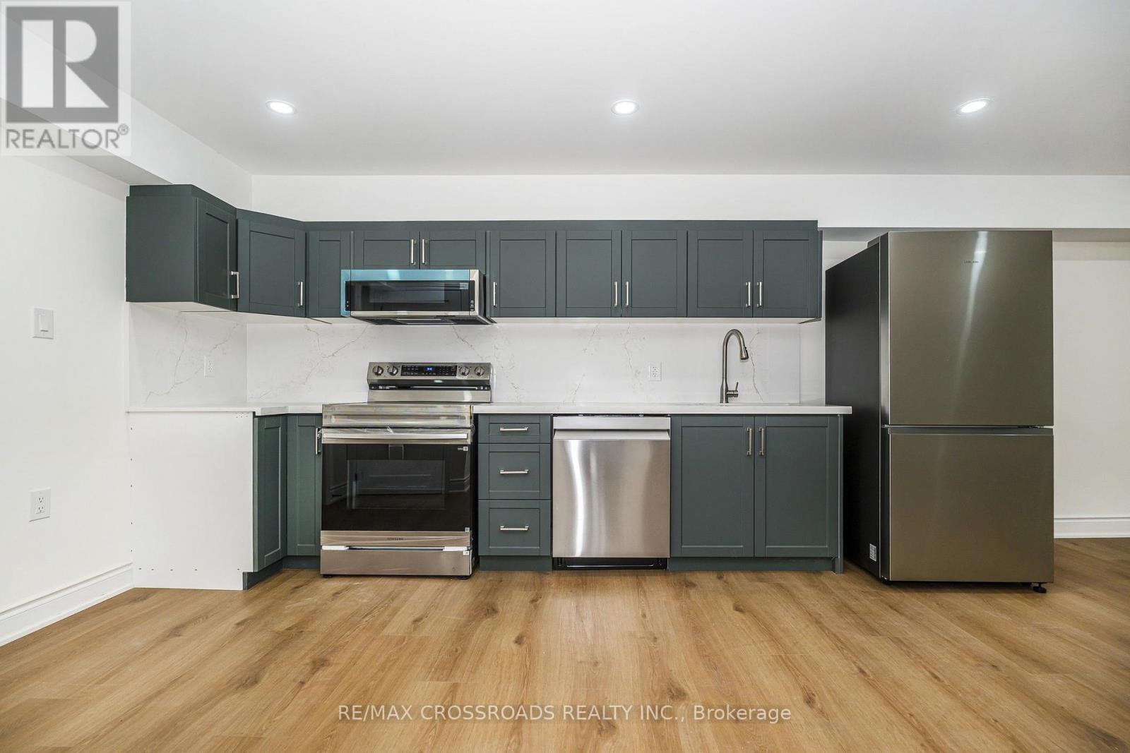 Bsmnt - 16 Mantell Crescent, Ajax, Ontario  L1T 3N6 - Photo 17 - E13837560