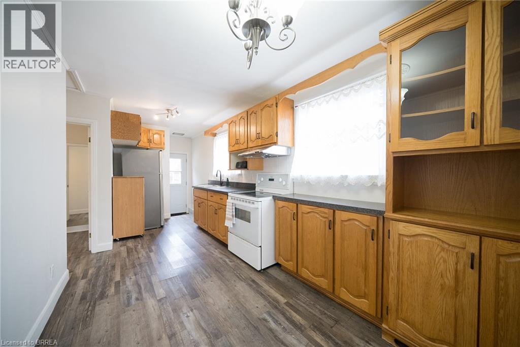364 Wellington Street, Brantford, Ontario  N3S 4A6 - Photo 8 - 40871191