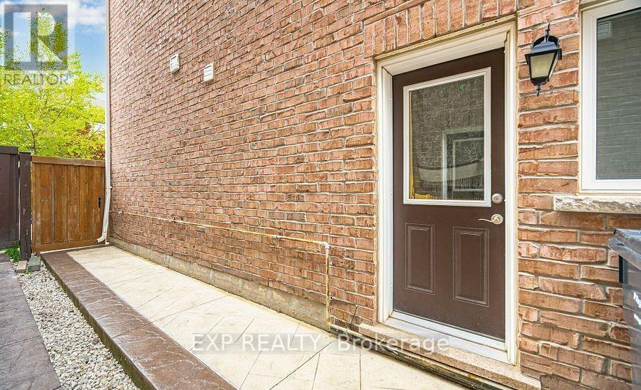 Unit A - 448 Dougall Avenue, Caledon, Ontario  L7C 4A6 - Photo 3 - W14032582