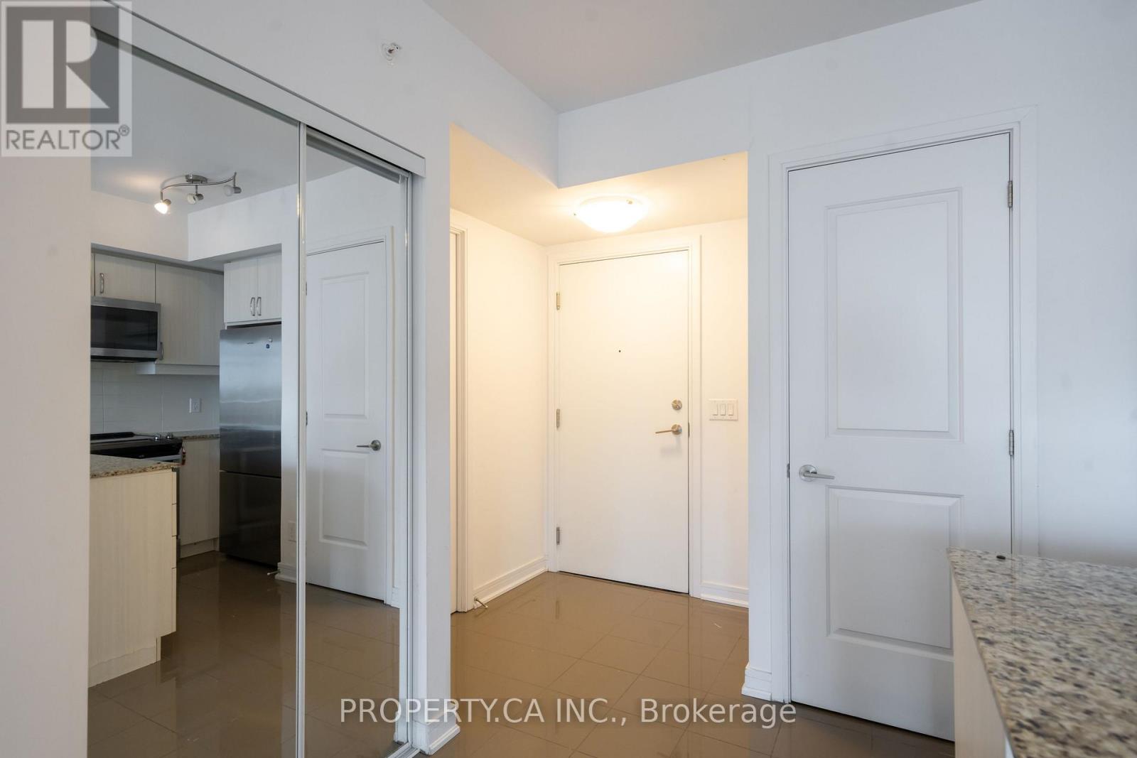 1210 - 9205 Yonge Street S, Richmond Hill (Langstaff), Ontario  L4C 1V5 - Photo 3 - N14085504