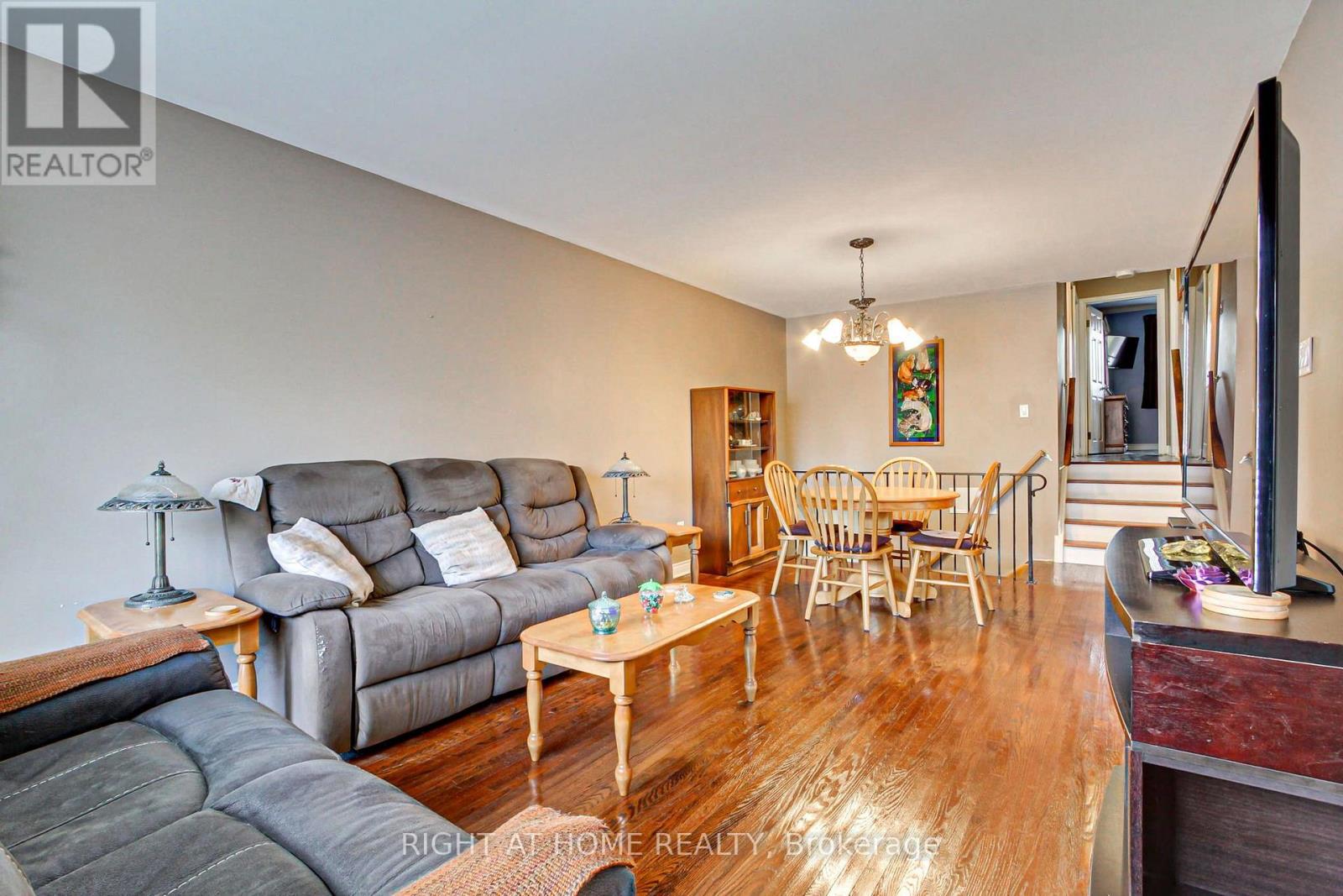 30 Kitimat Crescent, Aurora, Ontario  L4G 3C3 - Photo 7 - N14085538