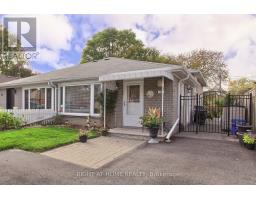 30 KITIMAT CRESCENT, Aurora, Ontario