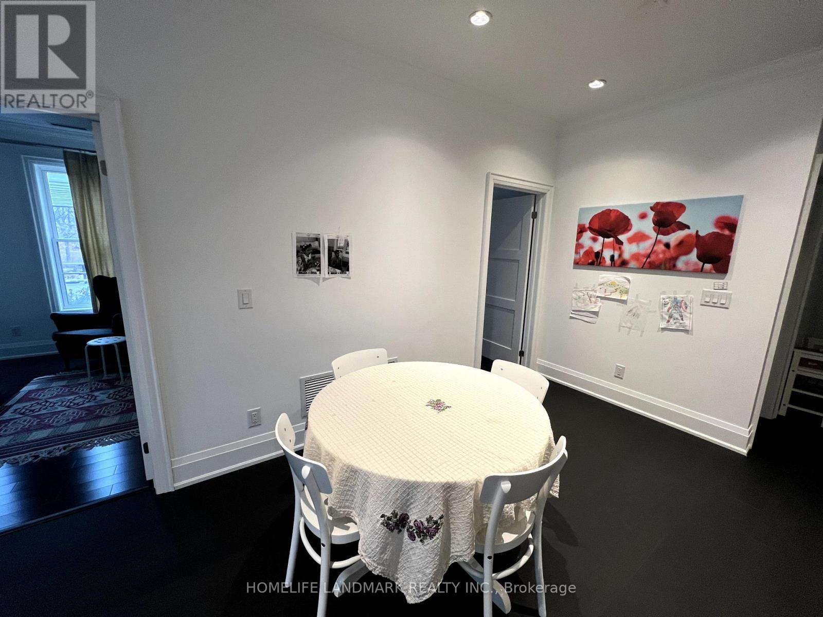 211 - 10360 Islington Avenue, Vaughan, Ontario  L0J 1C0 - Photo 4 - N14085714